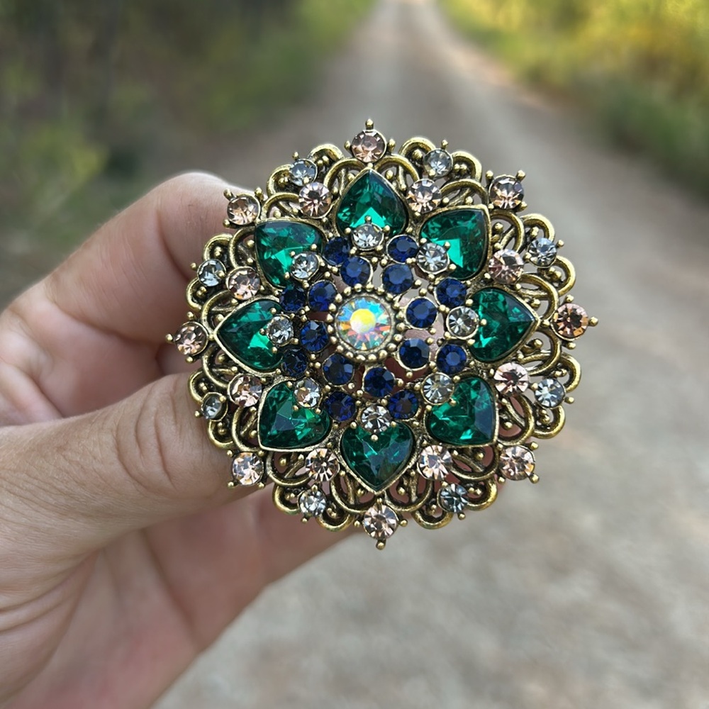 Aurora Borealis Gold, Blue and Green Statement glass Rhinestone Brooch - Picture 7 of 8